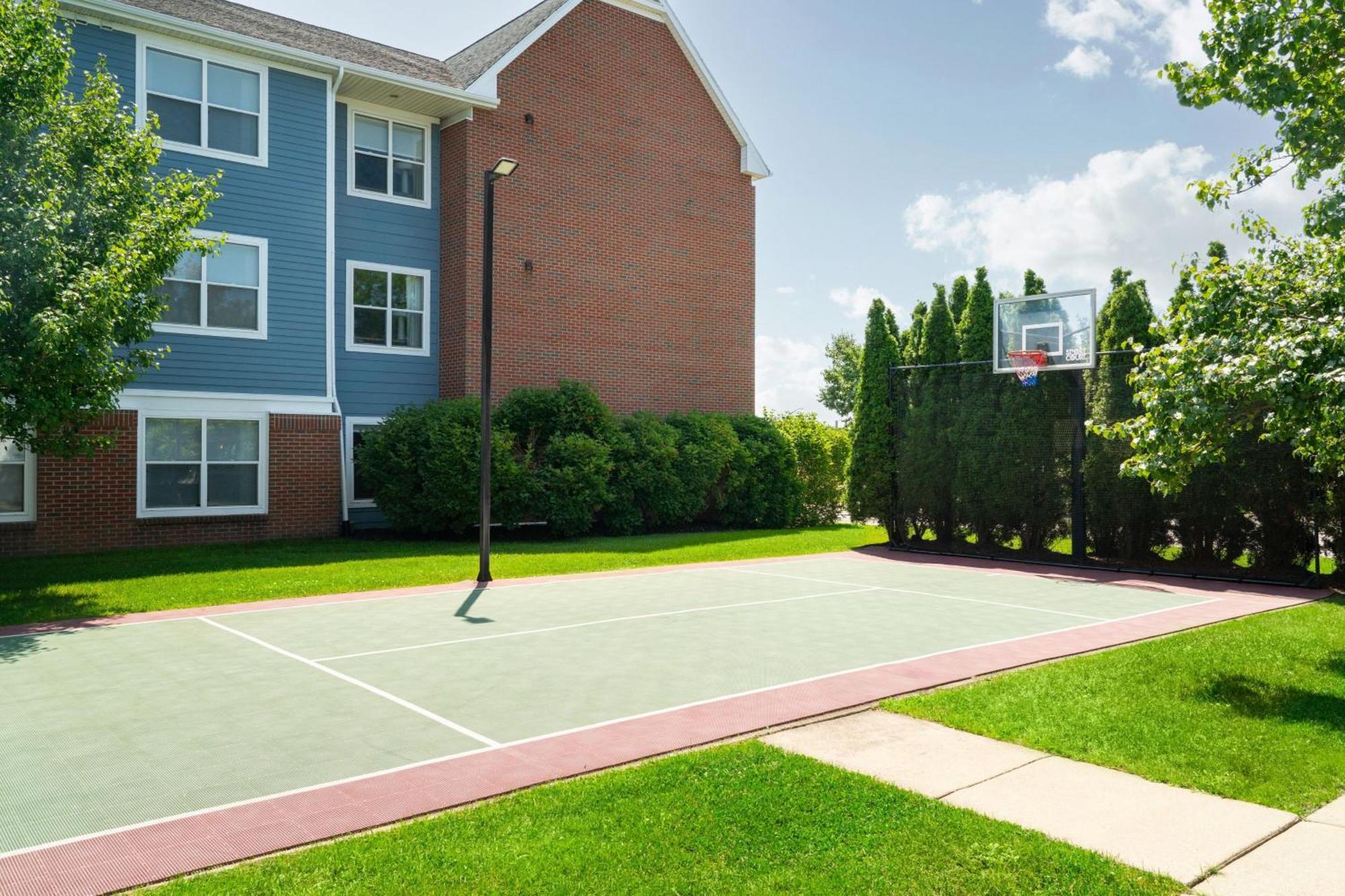 Residence Inn By Marriott Holland Exterior photo