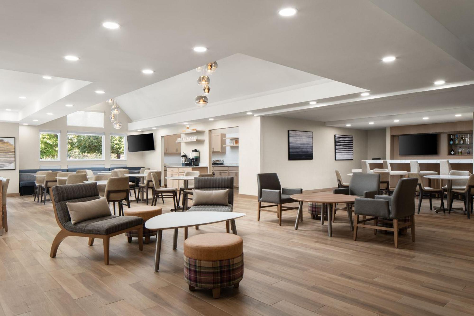 Residence Inn By Marriott Holland Exterior photo